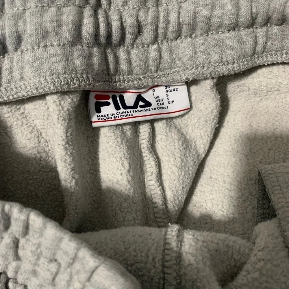 Fila size athletic